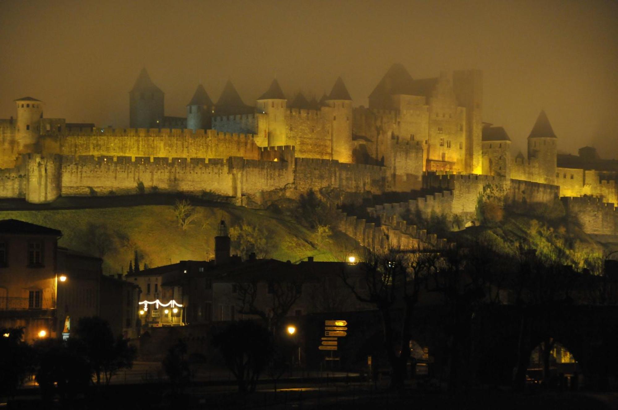 Auberge Des Lices Carcassonne Exterior photo